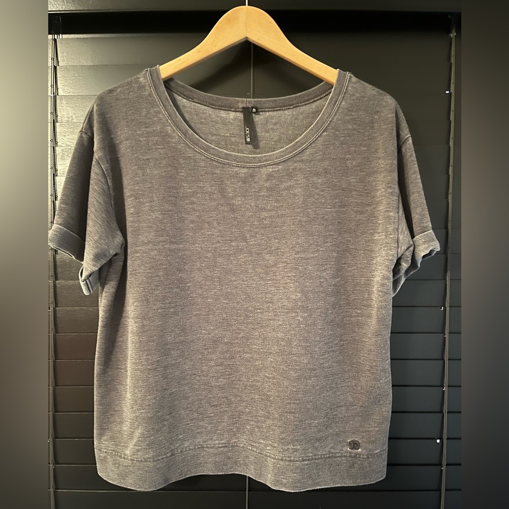 NWOT Joes Jeans Gray tee